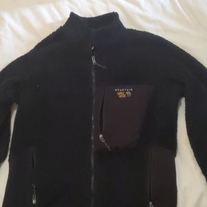 Mountain hardware jacket